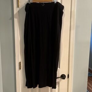 Elegant Black Women's Skirt